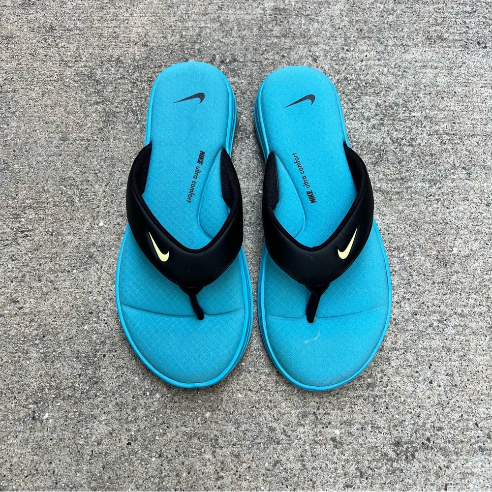 WMNS NIKE ULTRAS COMFORTS THONGS THNG 3 III LIGHT TIFFANY TEALS BLACKS FOOT FLIP - Picture 5 of 8
